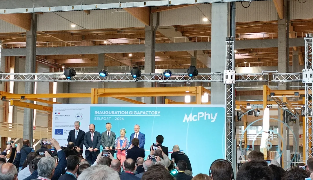 Image l’inauguration de la Gigafactory de McPhy